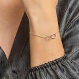 Damesarmband van Gerhodineerd Zilver met Twee Harten - Lengte 16+3cm