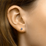 Oorknoppen met Saffier 1.00ct (2x 0.50ct) 14 Karaat Geelgoud - Formaat 4x4mm